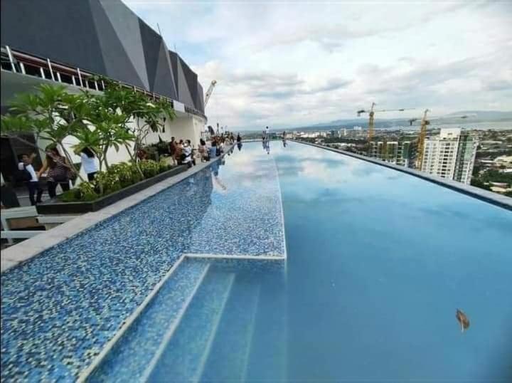 Aeon Towers Studio Suite Davao Ngoại thất bức ảnh